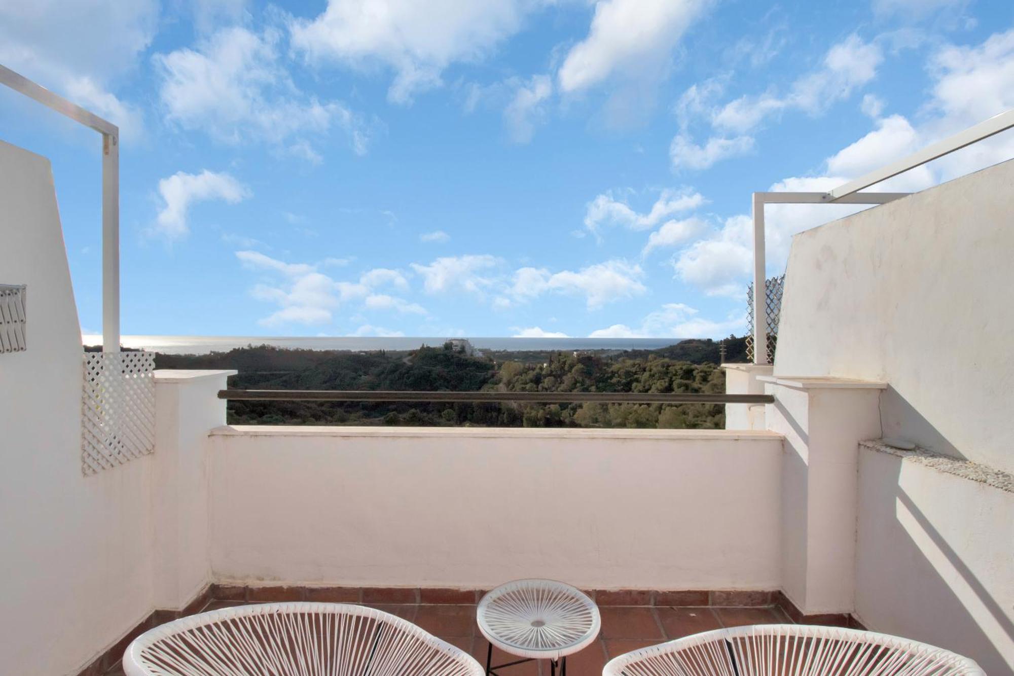 Duplex Estilo Boho Con Increible Terraza Y Vistas Al Mar En Estepona - Las Abejeras 609 Apartment Exterior foto