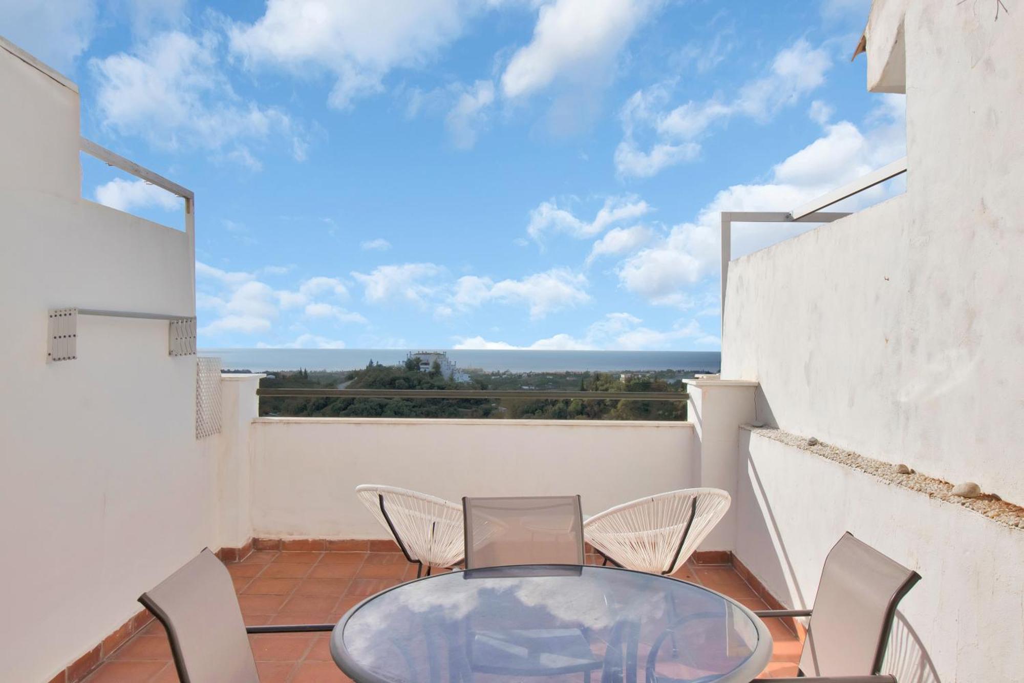 Duplex Estilo Boho Con Increible Terraza Y Vistas Al Mar En Estepona - Las Abejeras 609 Apartment Exterior foto